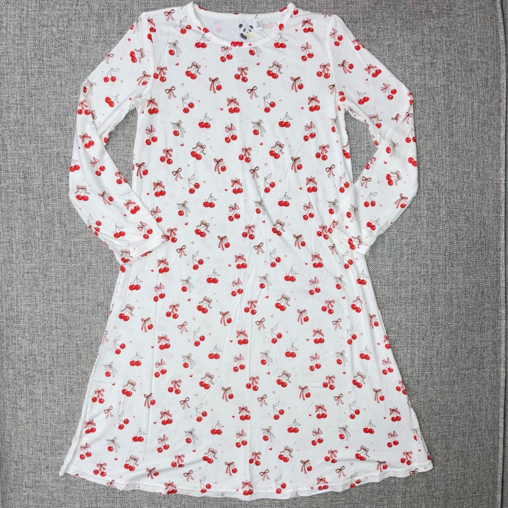 Bellabu Bear size 9/10 bamboo nightgown NWOT (new without tags)